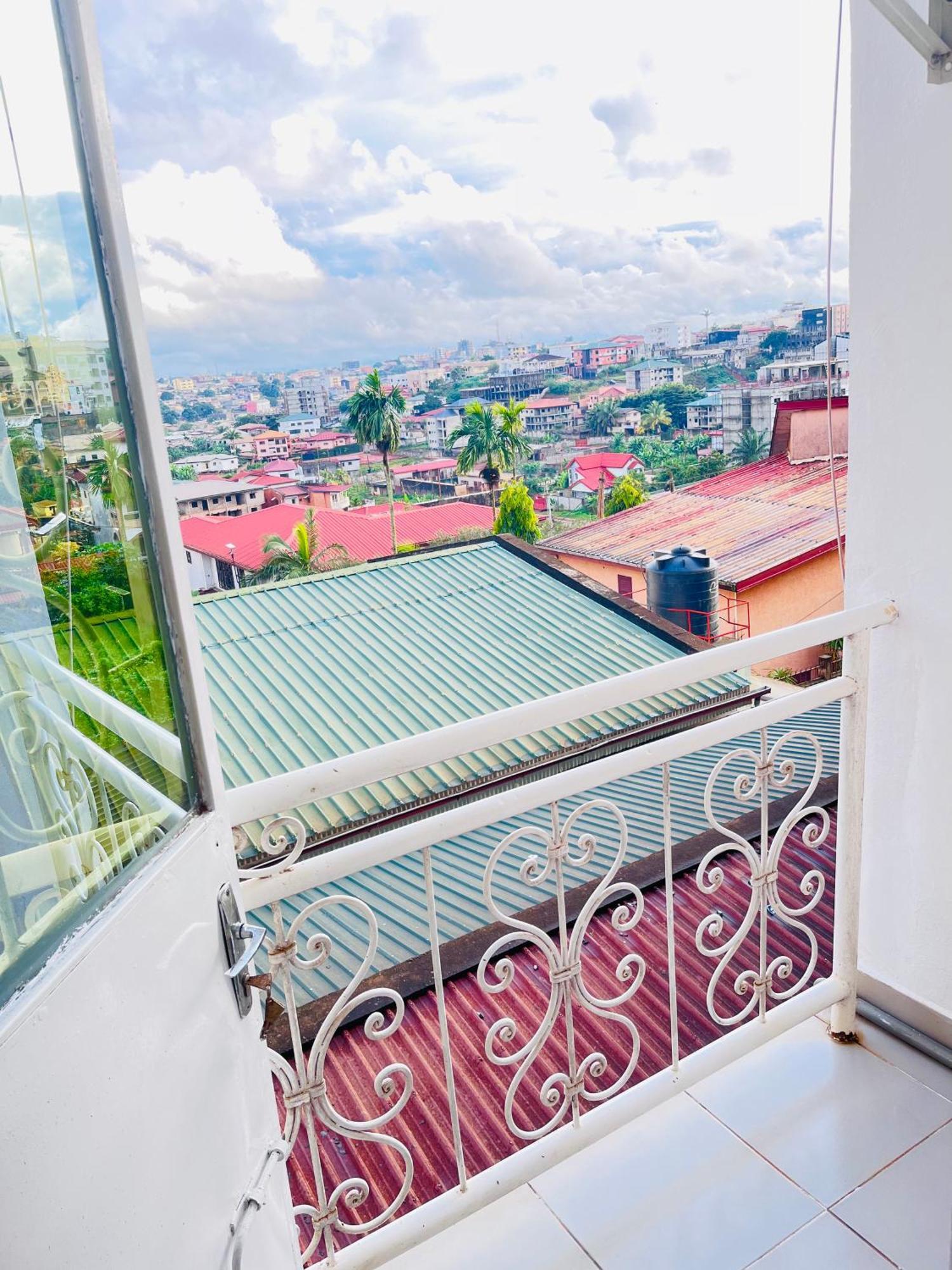Appartements Modernes, Wifi, Tv - Yaounde, Omnisports ภายนอก รูปภาพ