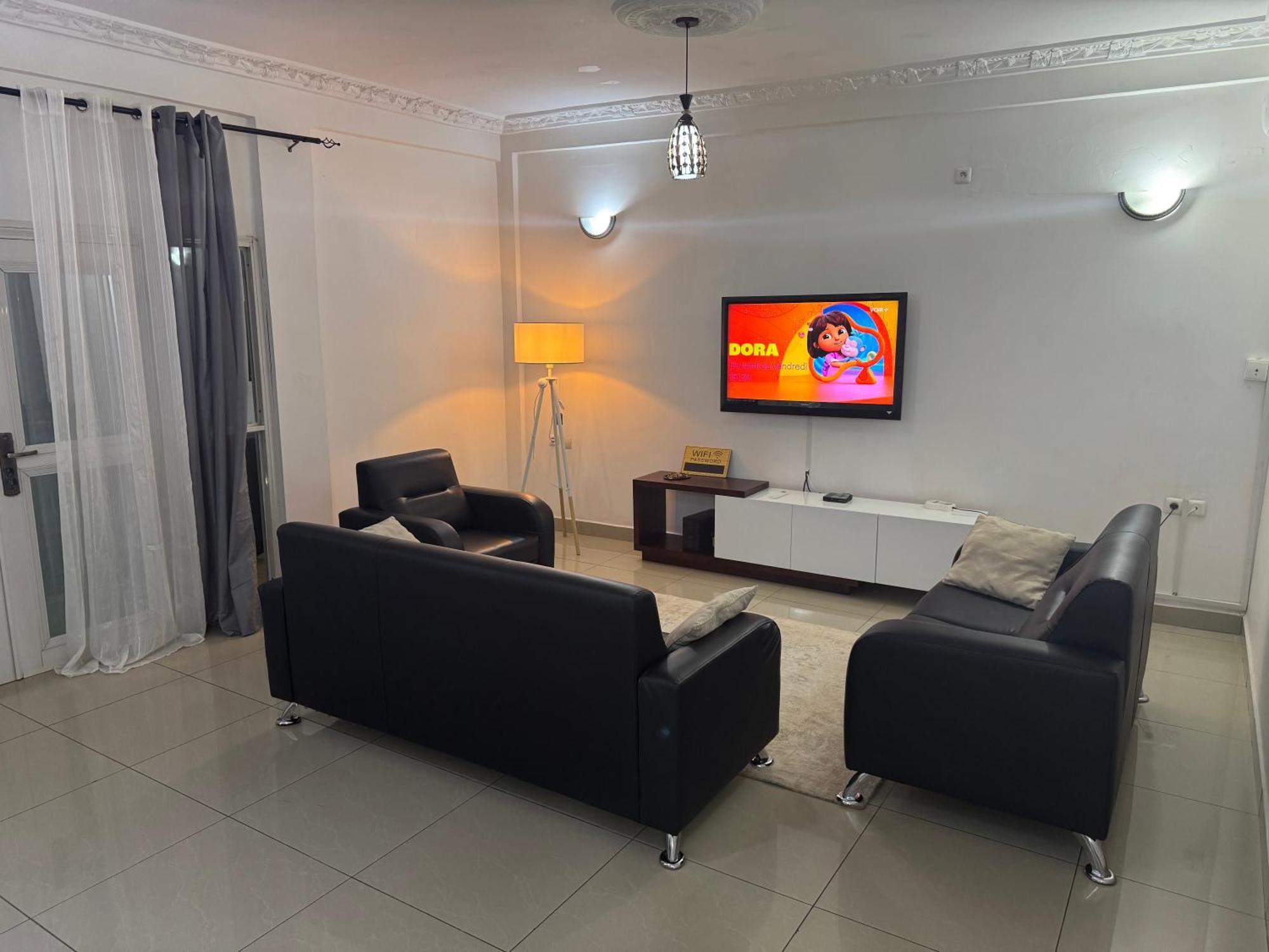 Appartements Modernes, Wifi, Tv - Yaounde, Omnisports ภายนอก รูปภาพ