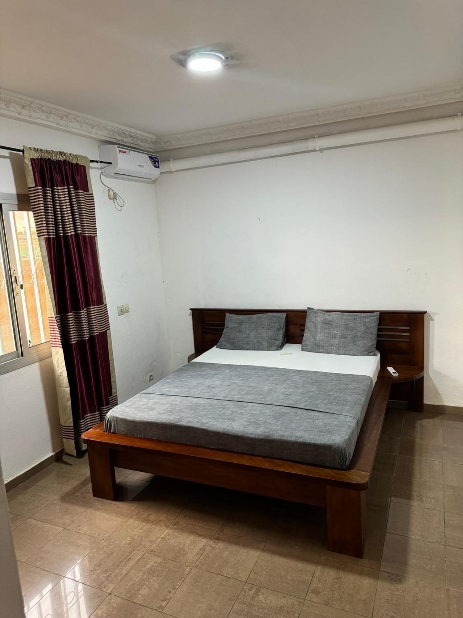 Appartements Modernes, Wifi, Tv - Yaounde, Omnisports ภายนอก รูปภาพ